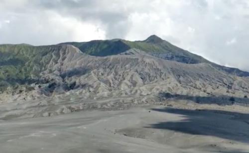 Aktivitas Vulkanik Gunung Bromo Menggeliat, Wisatawan Diminta untuk Jauhi Kawah