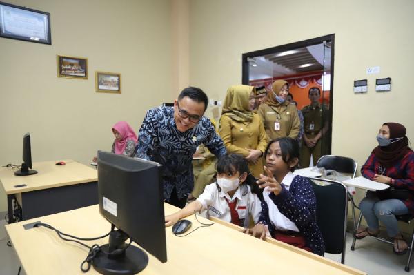 Sidak MPP Gajah Mada, Menteri PAN RB Apresiasi Penurunan Stunting Kota Mojokerto