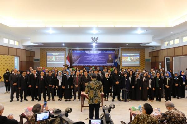 Pengurus ISEI Semarang Periode 2023-2026 Dilantik, Tekankan Pentingnya Sinergi Lintas Profesi