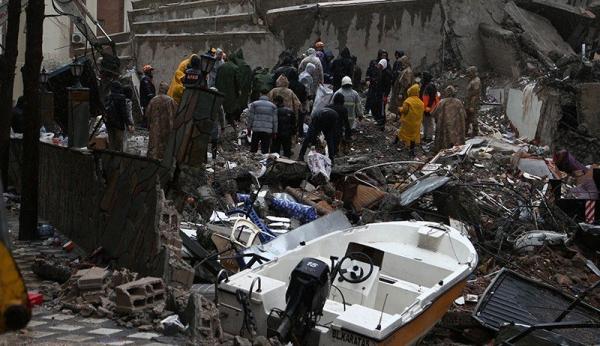 100 Petugas Penyelamat dari Rusia Telah Tiba di Turki untuk Menolong Korban Gempa