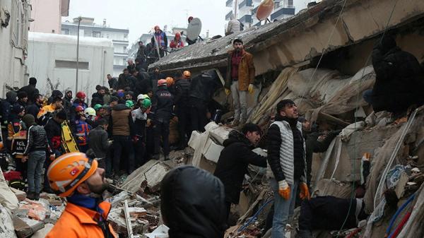 Gempa Dahsyat di Turki dan Suriah Tewaskan 3.823 Orang, 17.983 Terluka 