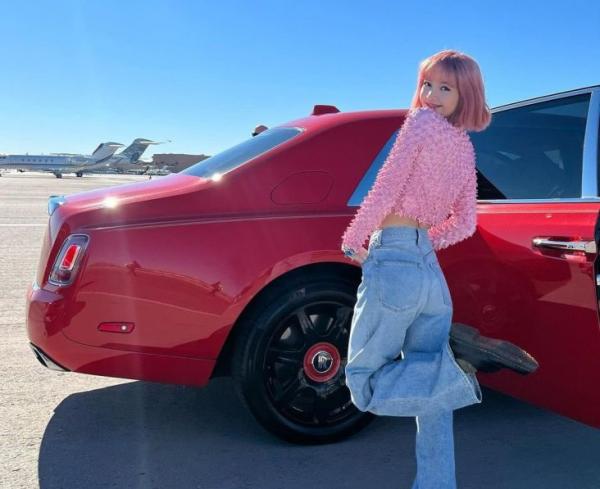 Lisa Blackpink Koleksi Mobil Mewah, dari Rolls-Royce Ghost, McLaren 540C hingga Lamborghini Huracan