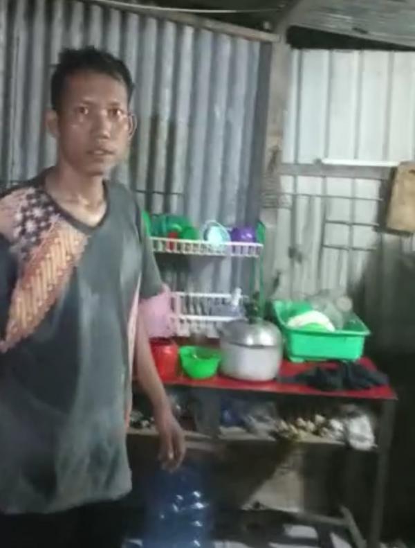 Miris! Nasib Pesuruh SD di Aceh Ini Sudah 6 Tahun Bekerja, Gaji Kecil Dipecat pula oleh Kepsek