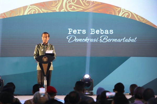 Di Hadapan Presiden Jokowi Ketua PWI Minta KUHP Tidak Digunakan untuk Penjarakan Wartawan