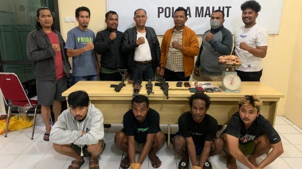 Pesta Ganja di Kamar Kosan, 4 Pemuda Diamankan Polisi di Maluku Utara