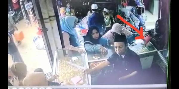 Pencurian Emas 15 Gram Terekam CCTV, Korban Justru Berikan Uang Saku kepada Pelaku