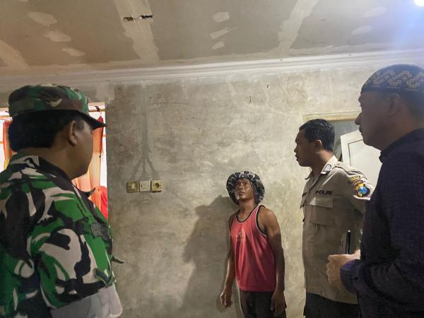 Remaja di Probolinggo Ditemukan Tewas Tergantung di Rumahnya