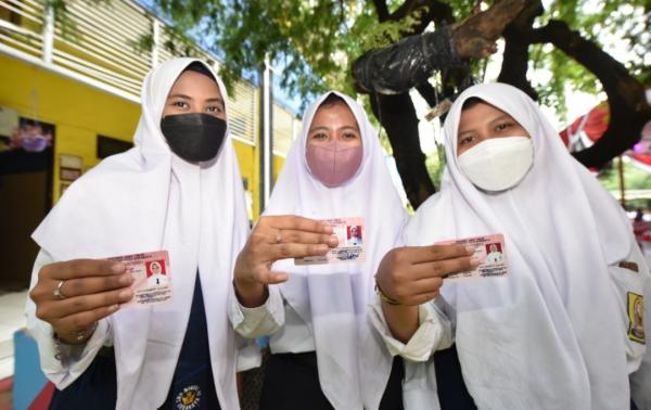 Keren! Kartu Identitas Anak Bisa Dipakai Bayar Bus Suroboyo, Begini Aturannya