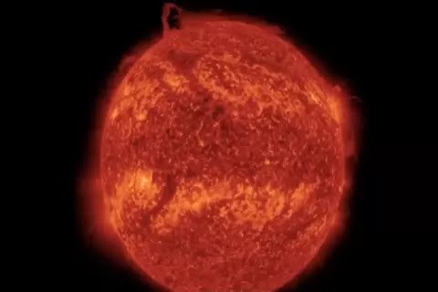 Terekam NASA :  Sebagian Matahari Pecah, Ilmuwan Tercengang !