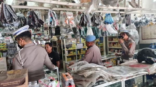 Tegas, Polres Kutai Kartanegara Minta Pedagang Hentikan Penjualan Knalpot Brong