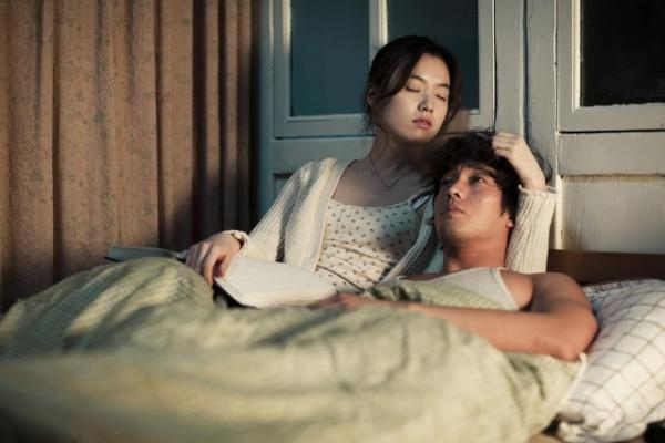 8 Rekomendasi Film Korea Romantis Cocok Ditonton Saat Hari Valentine Bareng Pasangan