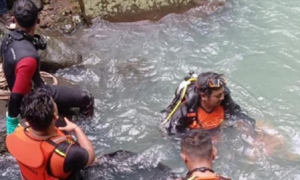 Pemuda asal Maumere Tenggelam di Air Terjun Aimitat, Ditemukan Tewas di Kedalaman 4 Meter