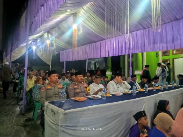 Kanit Binmas Polsek Jawilan Hadiri Peringatan Isra mi'raj  di Desa Majasari Kabupaten Serang