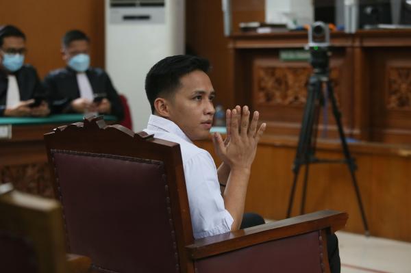 Tegang, Ini Foto-foto Bharada E Dalam Sidang Vonis Kasus Pembunuhan Brigadir J