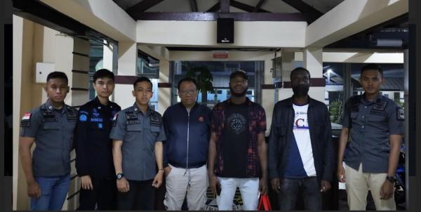 Palsukan Paspor, Pemain Bola Asal Nigeria Dipulangkan Paksa