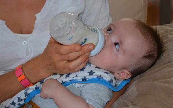 Tidak Perlu Tiap Hari, Botol Susu Bayi Cukup 3 Kali Direbus Selama Seminggu