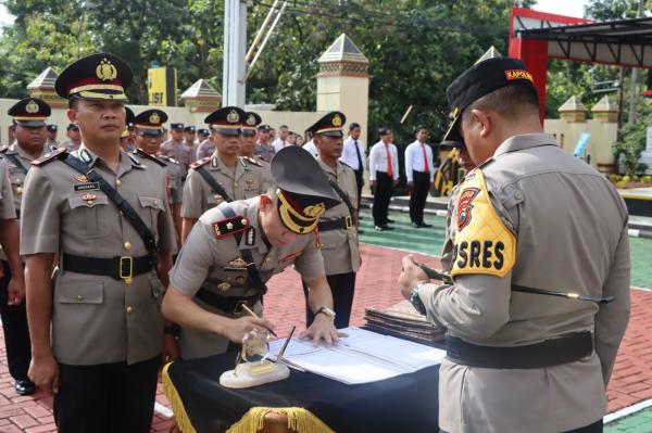 Gelombang Mutasi di Polres Wonogiri, dari Wakapolres hingga Kapolsek Berganti Personil