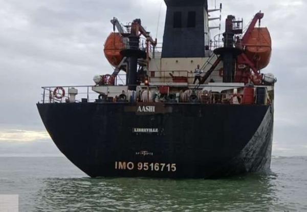 Kapal MV. AASIH Angkut 20 Warga India Terdampar di Pulau Nias
