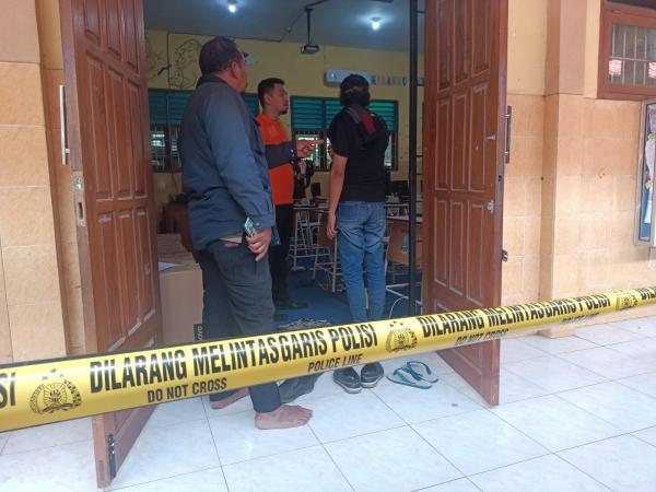 SMKN di Probolinggo Dibobol Maling 29 Laptop, 2 PC,dan 1 Kamera Senilai Rp 197 Juta Raib