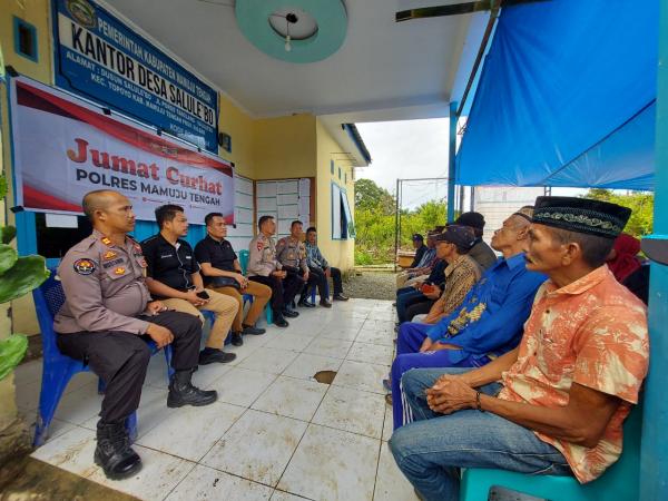 Jumat Curhat di Desa Salulekbo, Warga Curhat ke Wakapolres Mateng Terkait Pembebasan Lahan