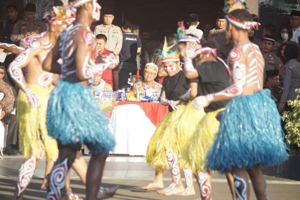 Pagelaran Akbar Seni Banten, Aceh hingga Papua di Polda Banten, Harmoni Kekayaan Budaya Nusantara