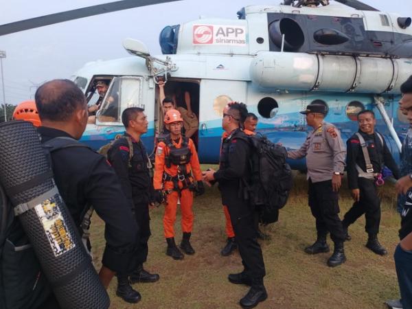 Posisi Kecelakaan Helikopter Kapolda Jambi Terlacak, Tim Evakuasi Kirim Makanan,Selimut & Power Bank