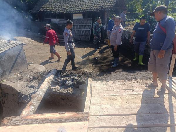 Pasca Banjir Bandang Ijen, Petugas Gabungan Bangun Jembatan Penghubung