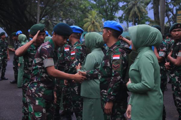 1000 Prajurit TNI Latihan Perang Persiapan Pamtas RI Di Papua