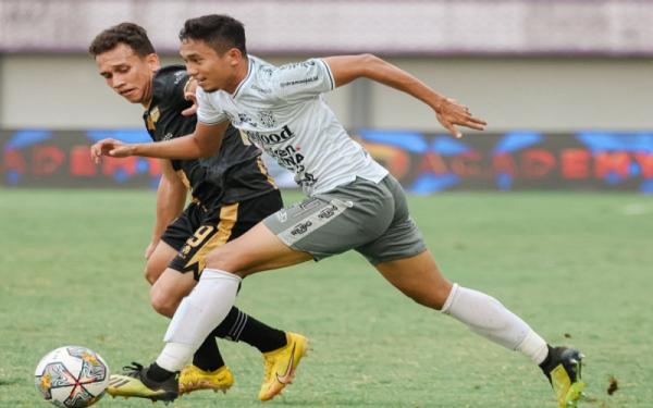 Stefano Cugurra Ungkap Kunci Sukses Kemenangan Bali United atas Dewa United di Liga 1 2022-2023