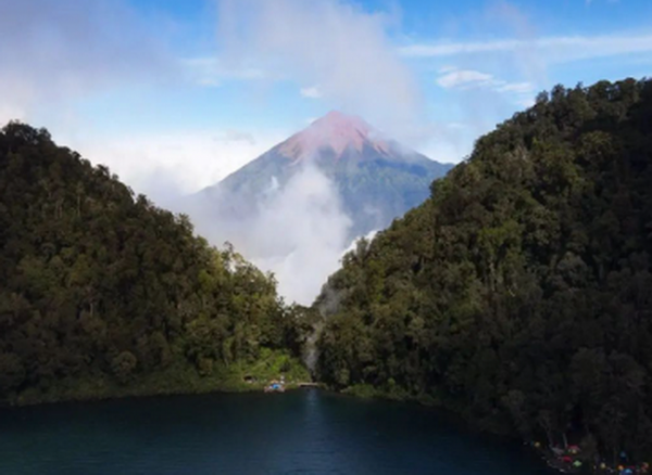 6 Misteri Mengerikan Gunung Kerinci, Lokasi Jatuhnya Helikopter yang Membawa Rombongan Kapolda Jambi