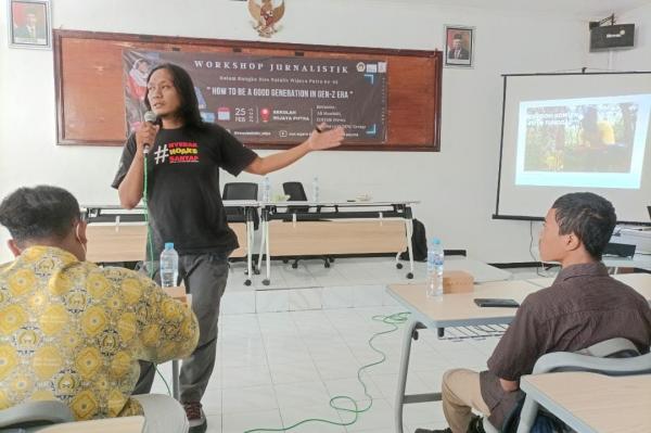 Siswa SMP se-Surabaya Perdalam Cara Ngonten yang Benar di SMA Wijaya Putra, Begini Serunya