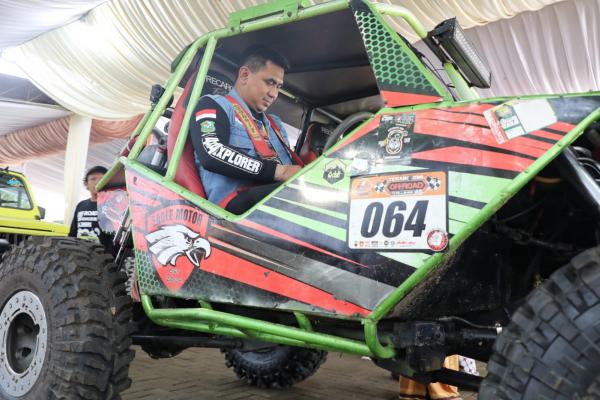 Offroad di Banjarnegara, Wagub Jateng Sempatkan Dialog dengan Warga