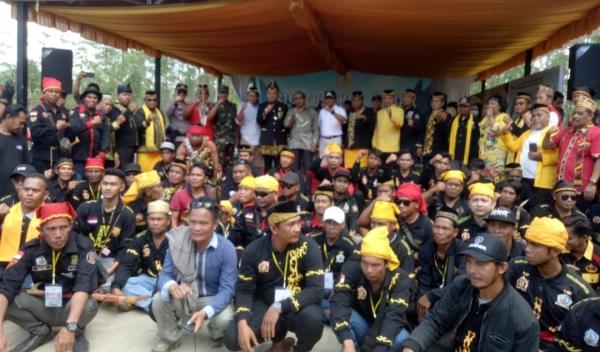 Bukti Dukungan, Ratusan Masyarakat Adat Paser Silaturahmi di Titik Nol IKN