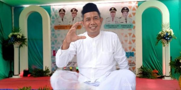 Tampilkan Suasana Pondok Pesantren, Lurah Ciwedus Berpakaian Ala Santri Saat Lomba STQ Ke-V