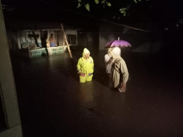Hujan Deras, Ratusan Rumah di Tiga Kecamatan di Situbondo Terendam Banjir