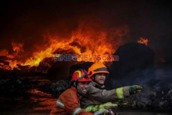Atasi Kebakaran Depo Pertamina Plumpang,47 Mobil Damkar dan Ratusan Tenaga Pemadam Dikerahkan