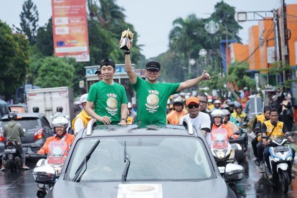 Momen Saat Piala Adipura Diarak Keliling Kota Bogor