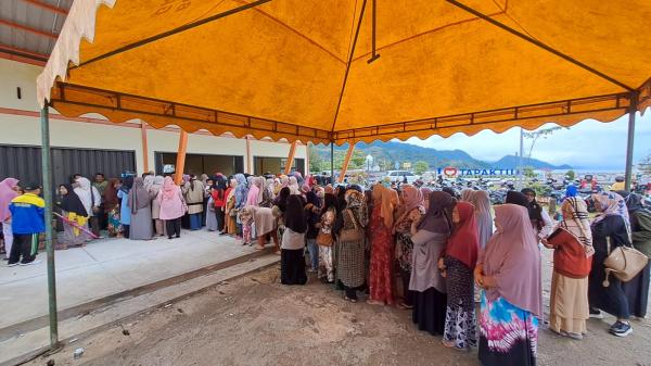 Warga Aceh Kecewa, Antri Berjam - jam Tak Dapat Kupon Belanja Pasar Murah