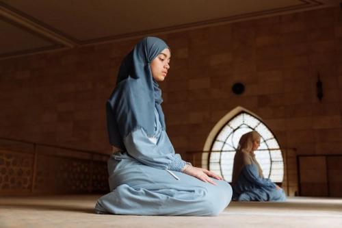 Inilah Kisah Mualaf Cantik Ida Ayu Masuk Islam demi Bisa Doakan Mendiang Ibunya