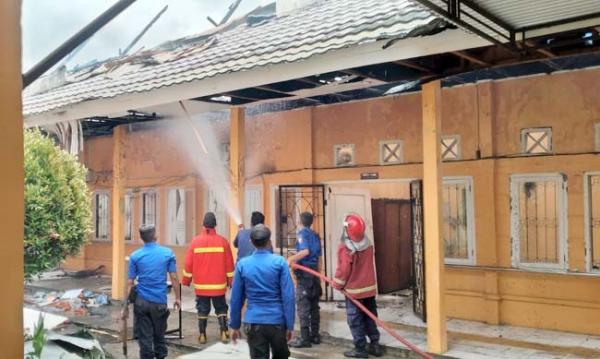 Kipas Angin Jadi Penyebab 7 Lokal SLBN Srisoedewi Kabakaran 