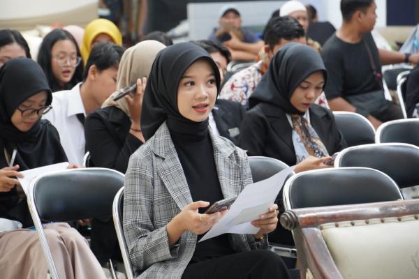 Lomba News Presenter Sukses  Digelar Forwas