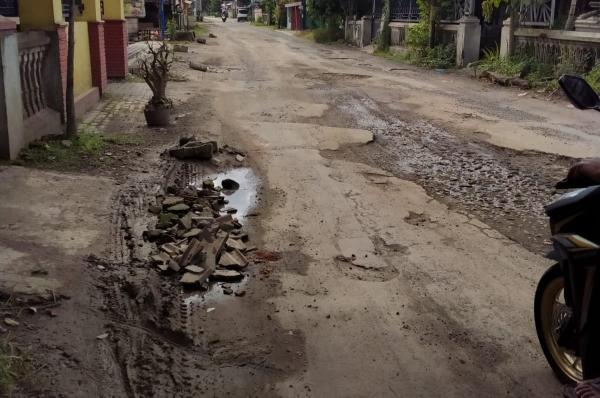 Ketika Warga Keluhkan Akses Jalan di Tarik Sidoarjo Rusak Parah hingga Sering Terjadi Kecelakaan