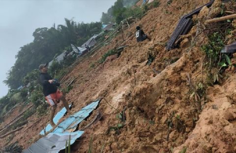 Bencana Longsor Terjang Natuna, BPBD: 10 Kantong Jenazah Sudah Terisi