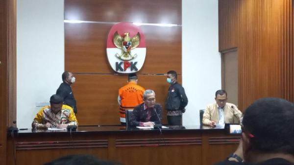 Terbukti Bersalah Dalam Kasus Gratifikasi Eks Bupati Sidoarjo Saiful Ilah  Ditahan KPK