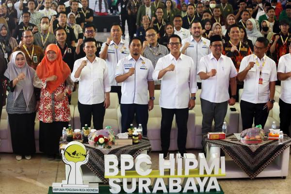 Hindari Gagal Usaha, Emil Dardak Ajak HIPMI Surabaya Kembangkan Sistem Informasi Pra Investasi