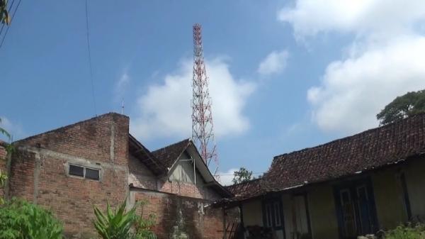 Tak Hiraukan Kepentingan Warga, Tower BTS Tertinggi di Ngawi Dipermasalahkan Pemilik Lahan