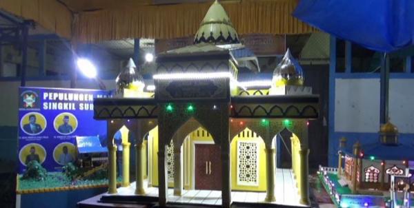 Indahnya Puluhan Miniatur Masjid Hiasi Perayaan Akbar di Aceh