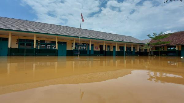 Ratusan Rumah di Desa Tanjungsari Tasikmalaya Terendam Banjir
