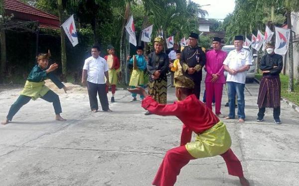 Silahturahmi ke DPW Perindo Riau, Sultan Siak Puji Program UMKM Perindo