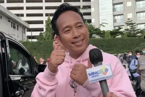 Raffi Ahmad Kembali Lagi di Acara Dahsyat, Denny Cagur : Surprised !